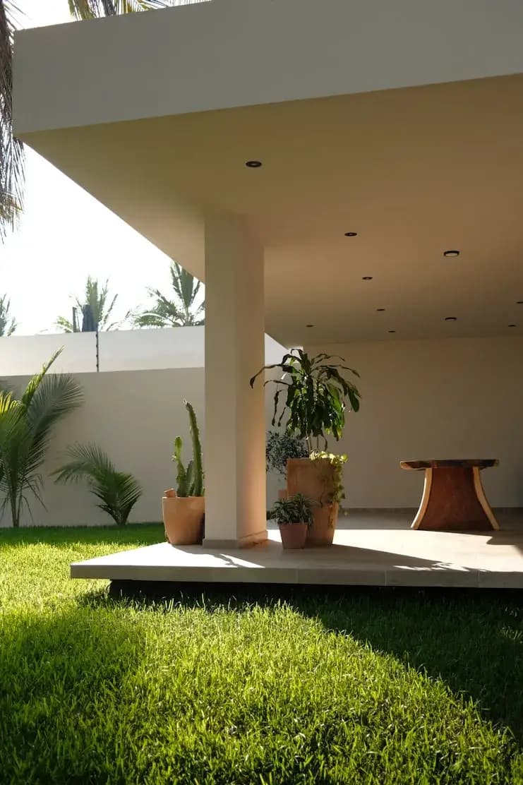 Exemple de gazon synthétique installé dans un jardin